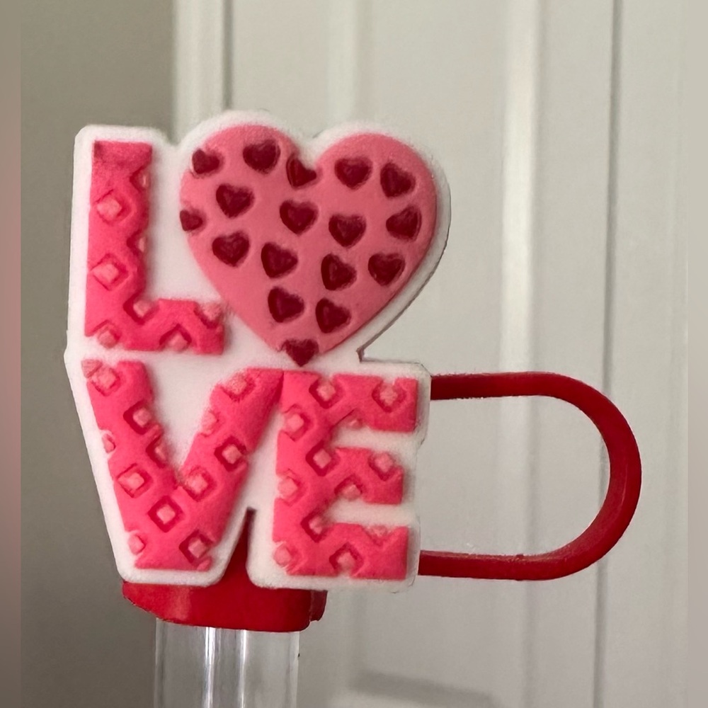 Silicone Reusable “LOVE” Straw Topper 10mm 0.4in